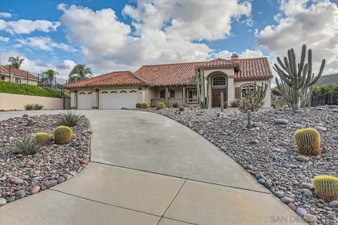 8841 Summerhill, Alpine, CA 91901 photo 2