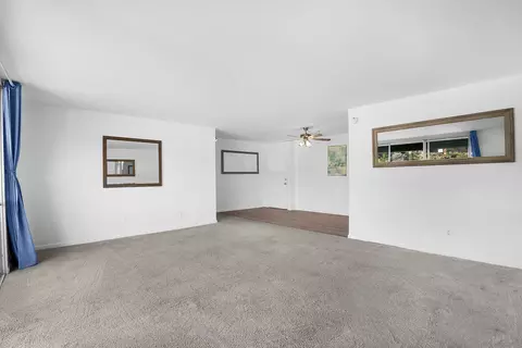 Living - 6455 La Jolla Blvd UNIT 243, La Jolla, CA 92037 photo 4 of 6