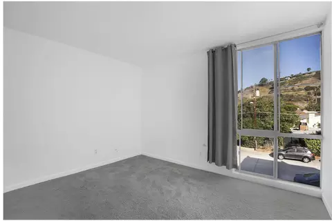 Bedroom - 6455 La Jolla Blvd UNIT 243, La Jolla, CA 92037 photo 5 of 5