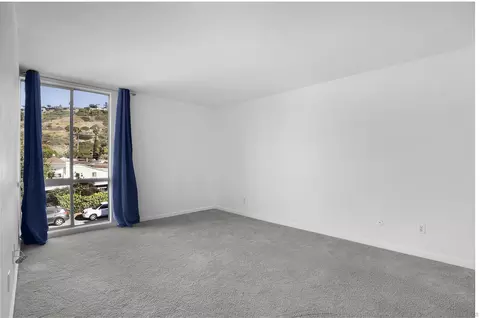 Bedroom - 6455 La Jolla Blvd UNIT 243, La Jolla, CA 92037 photo 3 of 5