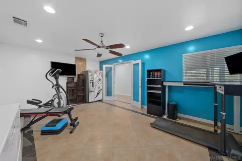 8955 Greenview Pl, Spring Valley, CA 91977 photo 25