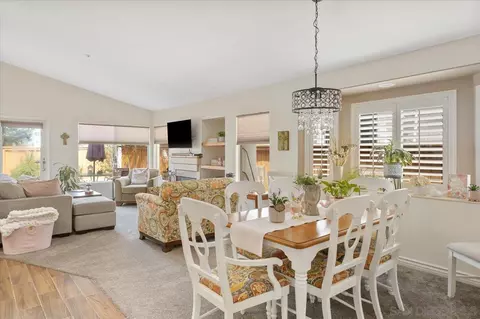 2416 Starlight Gln, Escondido, CA 92026 photo 5