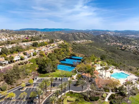 2416 Starlight Gln, Escondido, CA 92026 photo 24