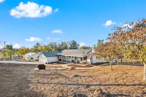 Exterior - 1913 Boundary Ave, Ramona, CA 92065 photo 6 of 8