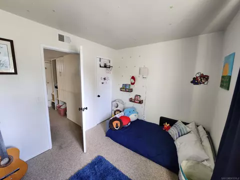 Bedroom - 13243 Saddle Rdg, Lakeside, CA 92040 photo 5 of 5
