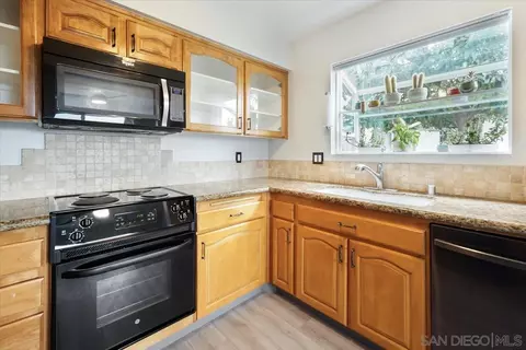 Kitchen - 4436 Skimmer Way, Oceanside, CA 92057 photo 1 of 6