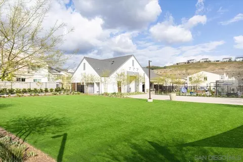 35172 Rangpur Ln, Fallbrook, CA 92028 photo 41