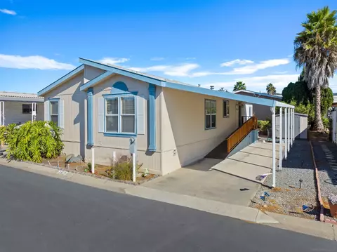 1010 E Bobier #182, Vista, CA 92084 photo 12
