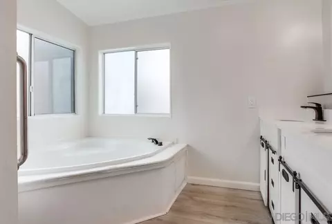 1010 E Bobier #182, Vista, CA 92084 photo 33