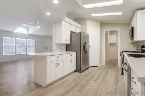 1010 E Bobier #182, Vista, CA 92084 photo 20