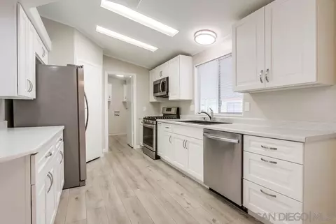 1010 E Bobier #182, Vista, CA 92084 photo 21