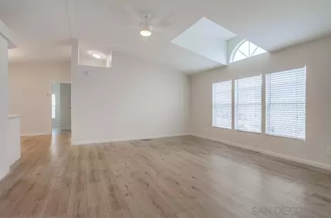 1010 E Bobier #182, Vista, CA 92084 photo 11