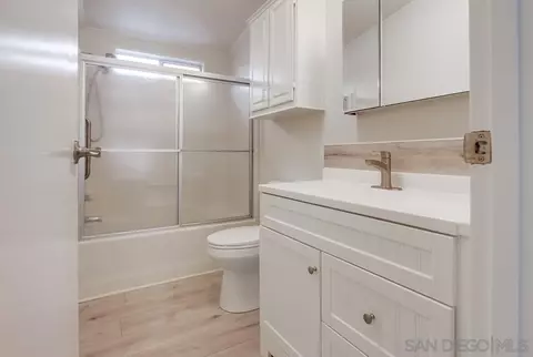 1010 E Bobier #182, Vista, CA 92084 photo 44