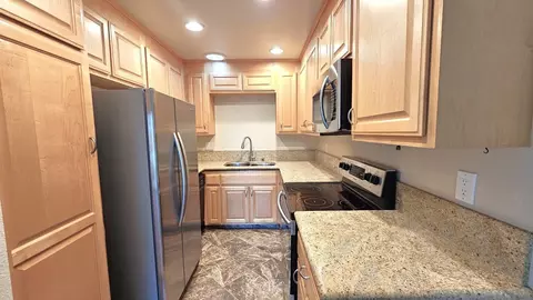 Kitchen - 1964 Fairlee Dr, Encinitas, CA 92024 photo 1 of 2
