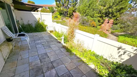 Exterior - 1964 Fairlee Dr, Encinitas, CA 92024 photo 7 of 13