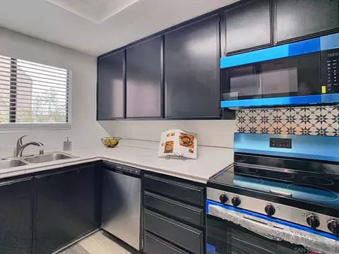 Kitchen - 1168 Decker St #C, El Cajon, CA 92019 photo 1 of 3