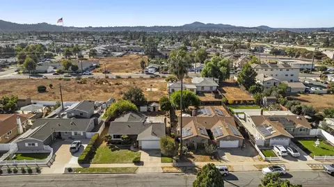 546 Durham St, El Cajon, CA 92019 photo 2