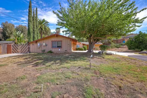 Exterior - 26419 N Broadway, Escondido, CA 92026 photo 10 of 10