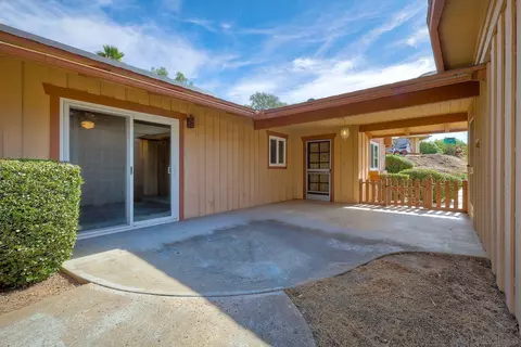 Exterior - 26419 N Broadway, Escondido, CA 92026 photo 6 of 10