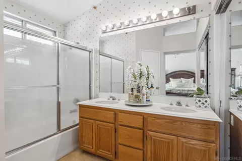 Bath - 3232 Ricewood Dr, Oceanside, CA 92058 photo 3 of 3