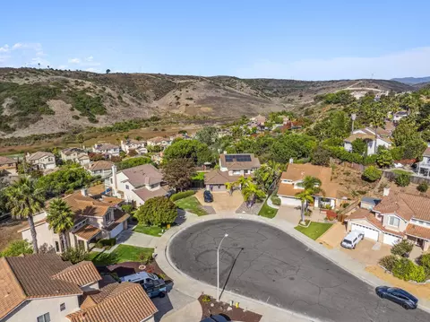 View/Area - 3232 Ricewood Dr, Oceanside, CA 92058 photo 3 of 10