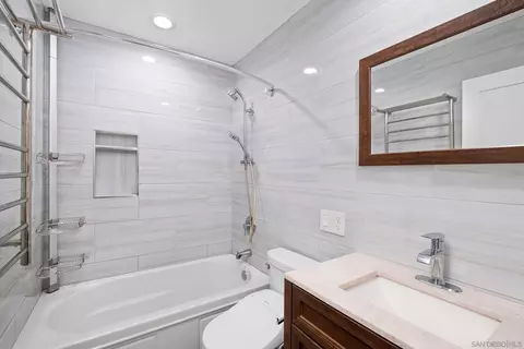 Bath - 2623 Valencia Cyn, Spring Valley, CA 91977 photo 4 of 4