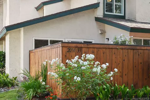 Exterior - 2033 Shadytree Ln, Encinitas, CA 92024 photo 6 of 15