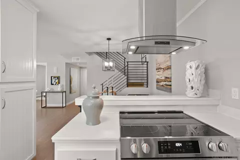 Kitchen - 2033 Shadytree Ln, Encinitas, CA 92024 photo 2 of 6