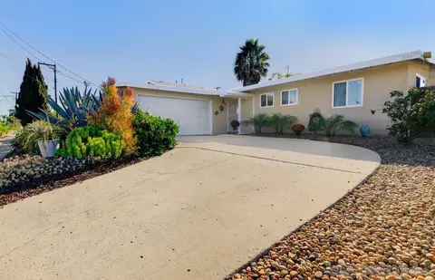8115 Saint Onge Dr, La Mesa, CA 91942