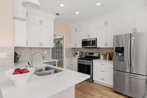 Kitchen - 4755 Via Colorado, Oceanside, CA 92056 photo 1 of 3