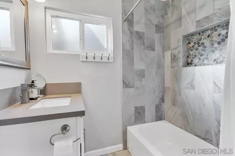 Bath - 9135 Willowgrove Ave, Santee, CA 92071 photo 1 of 3