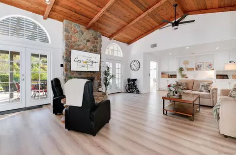 Living - 2043 Vista Valle Verde Dr, Fallbrook, CA 92028 photo 1 of 3