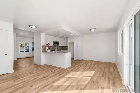 Living - 10017 E Glendon Cir, Santee, CA 92071 photo 6 of 6