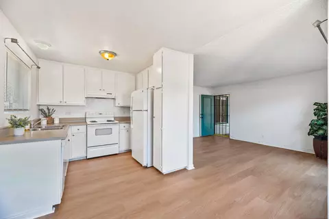 Kitchen - 1811 E Grand Ave #169, Escondido, CA 92027 photo 1 of 2