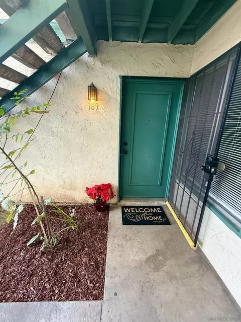 1811 E Grand Ave #169, Escondido, CA 92027