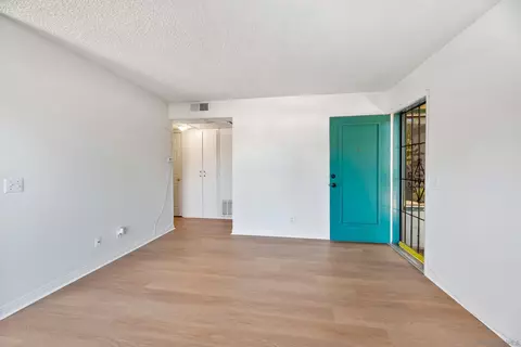 Living - 1811 E Grand Ave #169, Escondido, CA 92027 photo 1 of 3