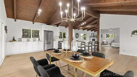 Dining - 1283 Eolus Ave, Encinitas, CA 92024 photo 2 of 2