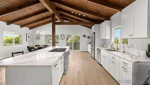 Kitchen - 1283 Eolus Ave, Encinitas, CA 92024 photo 1 of 1