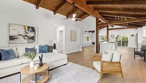Living - 1283 Eolus Ave, Encinitas, CA 92024 photo 3 of 4