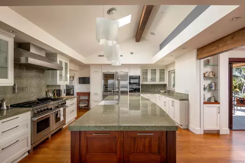 Kitchen - 417 Pacific Ave, Solana Beach, CA 92075 photo 2 of 4