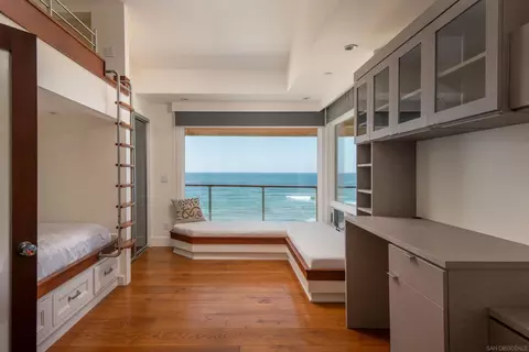 Bedroom - 417 Pacific Ave, Solana Beach, CA 92075 photo 3 of 3