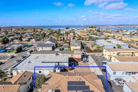 649 10th St, Imperial Beach, CA 91932 photo 2