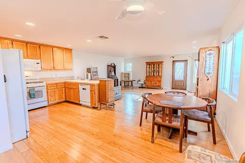 649 10th St, Imperial Beach, CA 91932 photo 14