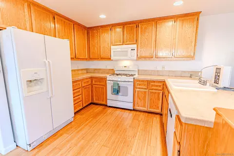 649 10th St, Imperial Beach, CA 91932 photo 12