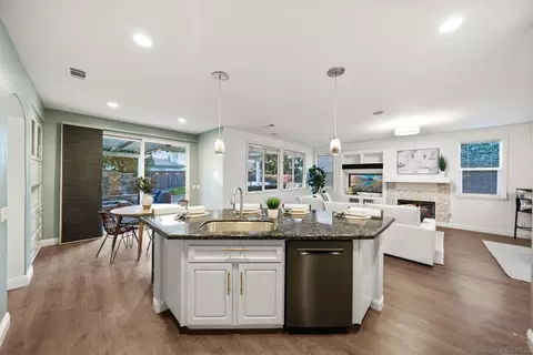 32425 Campo Dr, Temecula, CA 92592 photo 17