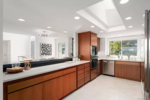 Kitchen - 5665 Soledad Mountain Rd, La Jolla, CA 92037 photo 1 of 4