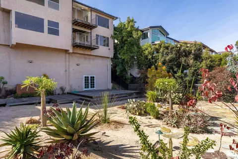 Exterior - 5665 Soledad Mountain Rd, La Jolla, CA 92037 photo 10 of 15