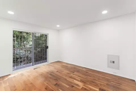 Living - 5665 Soledad Mountain Rd, La Jolla, CA 92037 photo 6 of 6