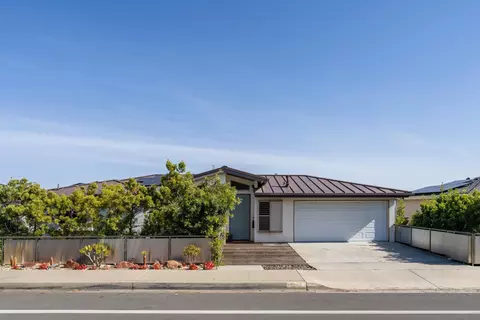 Exterior - 5665 Soledad Mountain Rd, La Jolla, CA 92037 photo 1 of 15