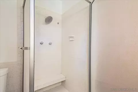 Bath - 7578 Pine Blvd, Pine Valley, CA 91962 photo 2 of 3